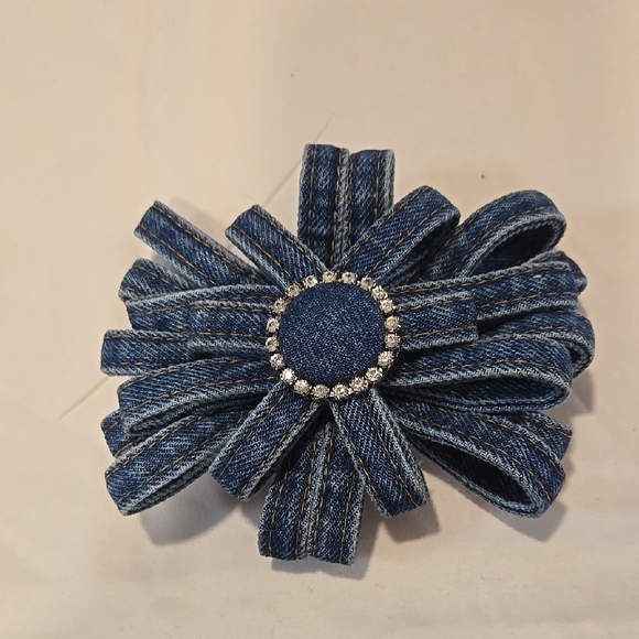 Stylish Women's Hair Accessories Set - Black, Blue, Pink - Picture 10 of 16